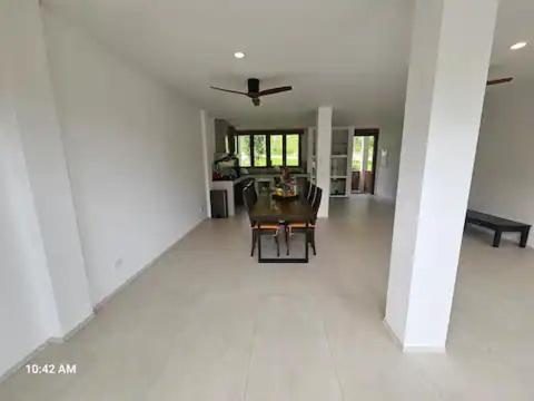 Aparthotel 8 Bedroom Monkey 102